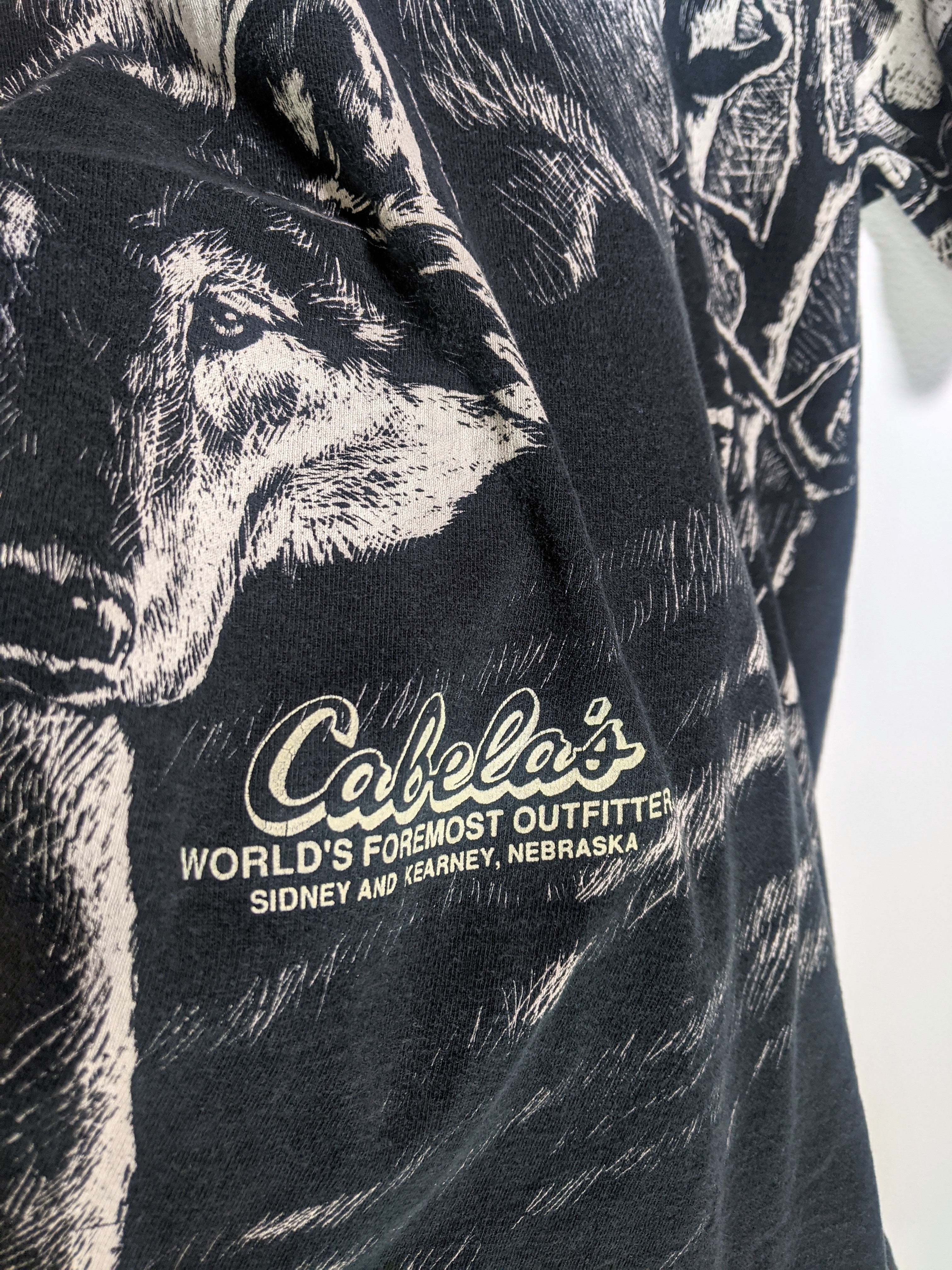 92 Cabela's All Over Print Tee (L)